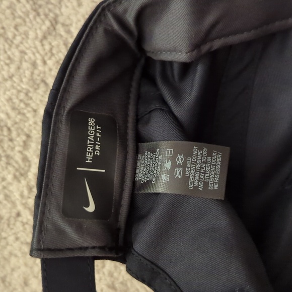 Adult Unisex NIKE Heritage 86 Dri-Fit Golf Hat - Picture 3 of 3